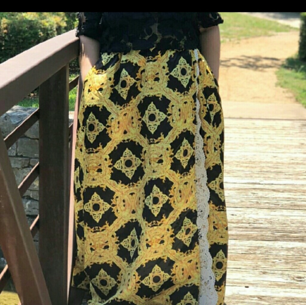 Unique maxi skirt
